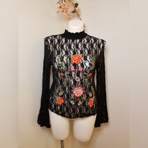 Jealous Tomato Lace flower top
